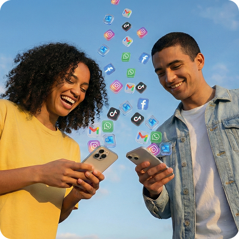 pessoas utilizando redes sociais